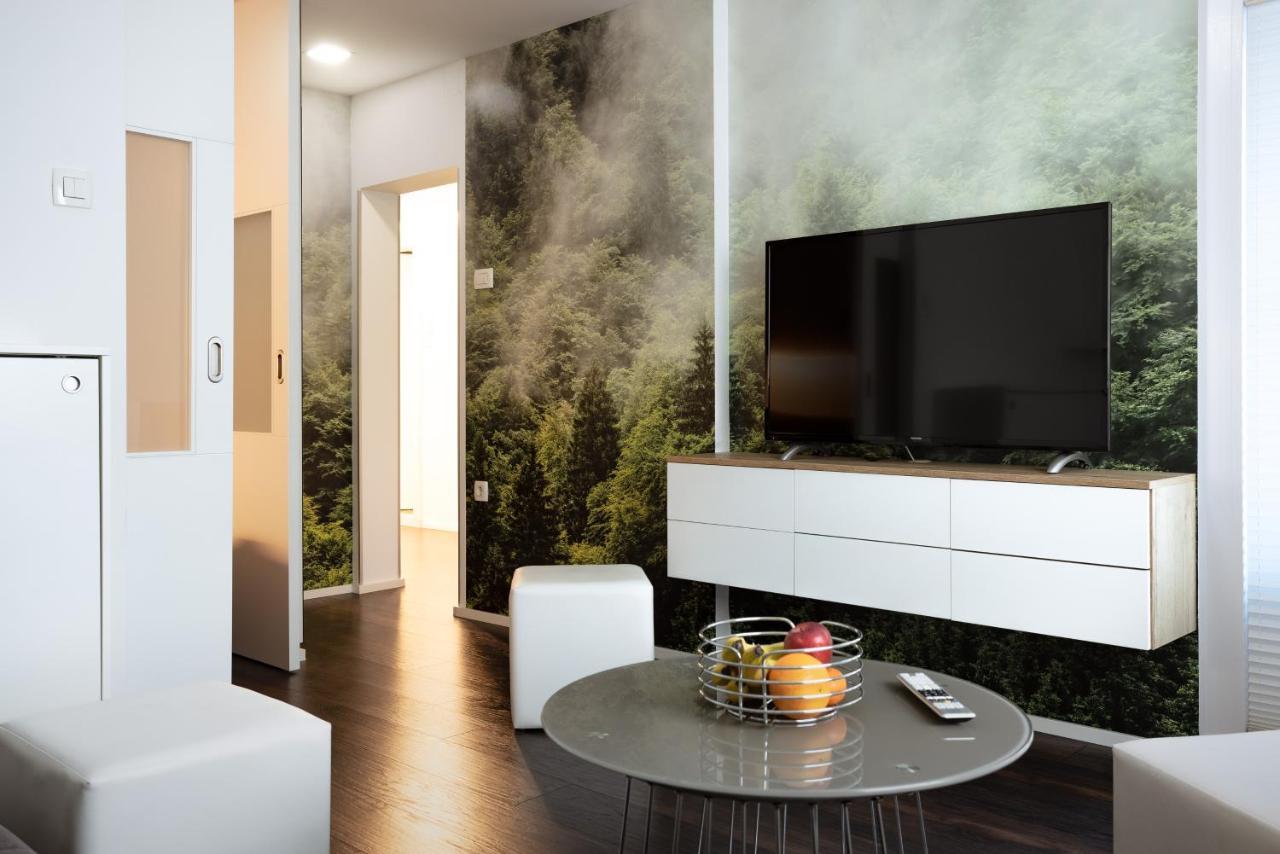 Elegant 1-Bedroom Apartment Near Hill Forest Lublana Zewnętrze zdjęcie